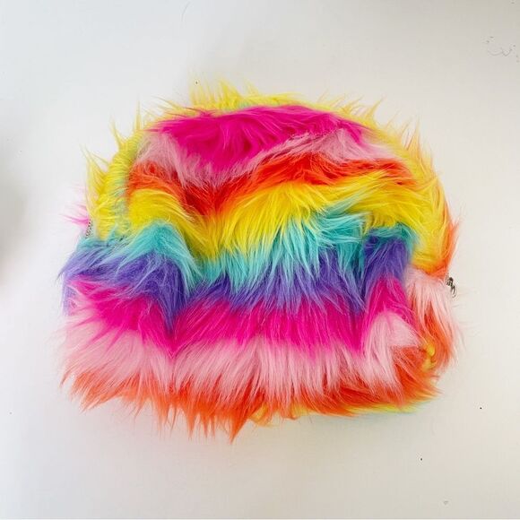 Rainbow faux fur wristlet with change wallet - Picture 4 of 9